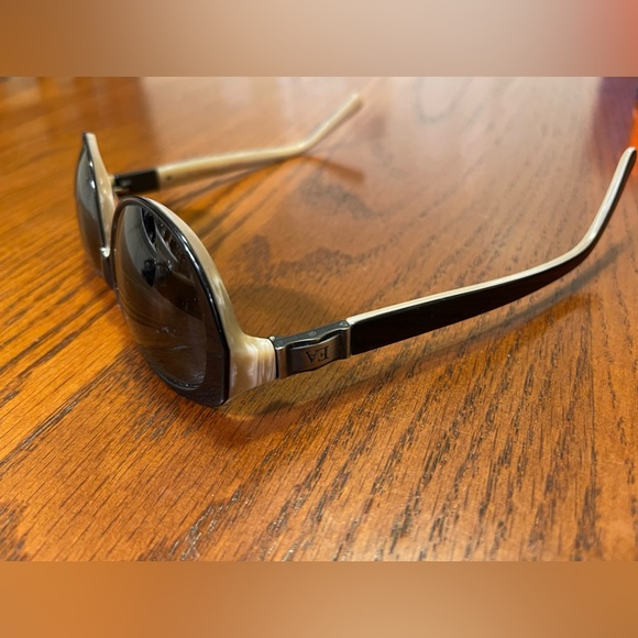 Elizabeth Arden Eyewear Collection Glasses Frame EA 5178 - Picture 3 of 9